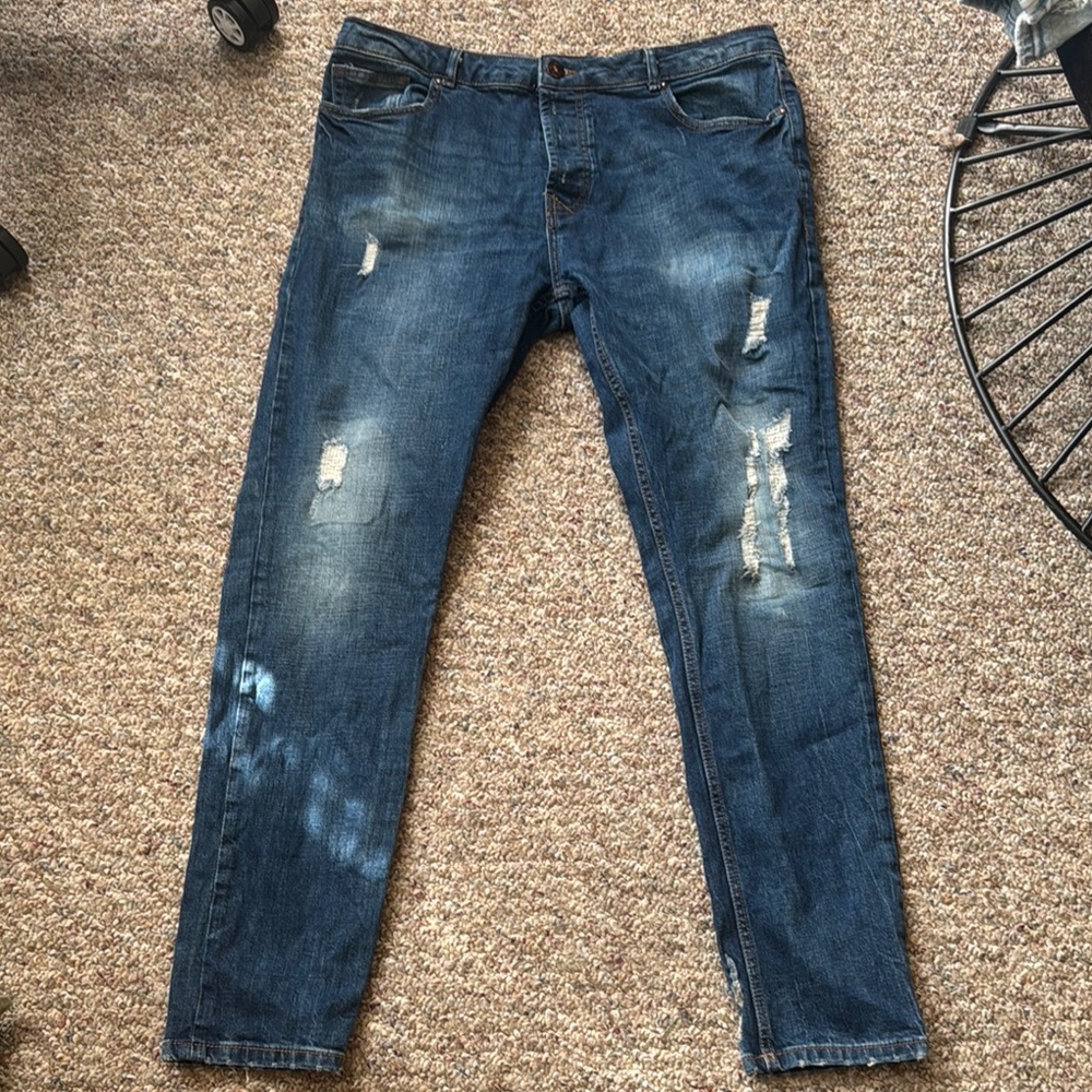 Men's Blue Distressed Jeans